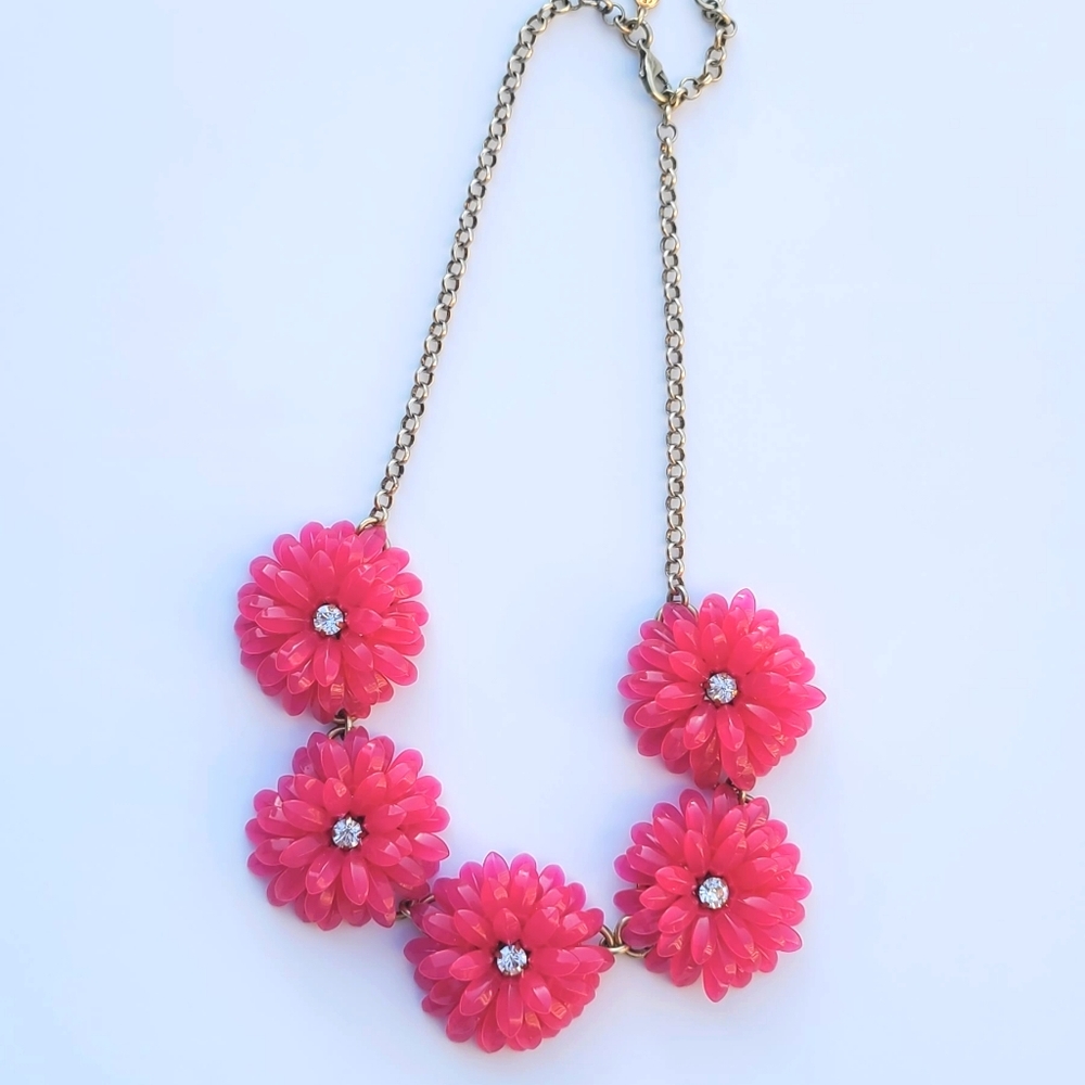 🌸 J crew statement necklace
